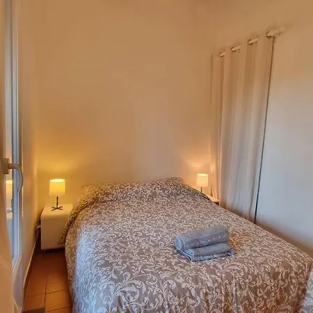 Appartement Armence, Maison Vue Avec Petit Jardin Et Terrain De Tennis Les Lecques